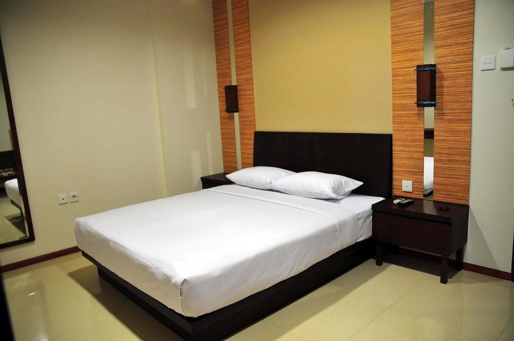 Capital O 1748 Thamrin Condotel Jakarta Exterior photo