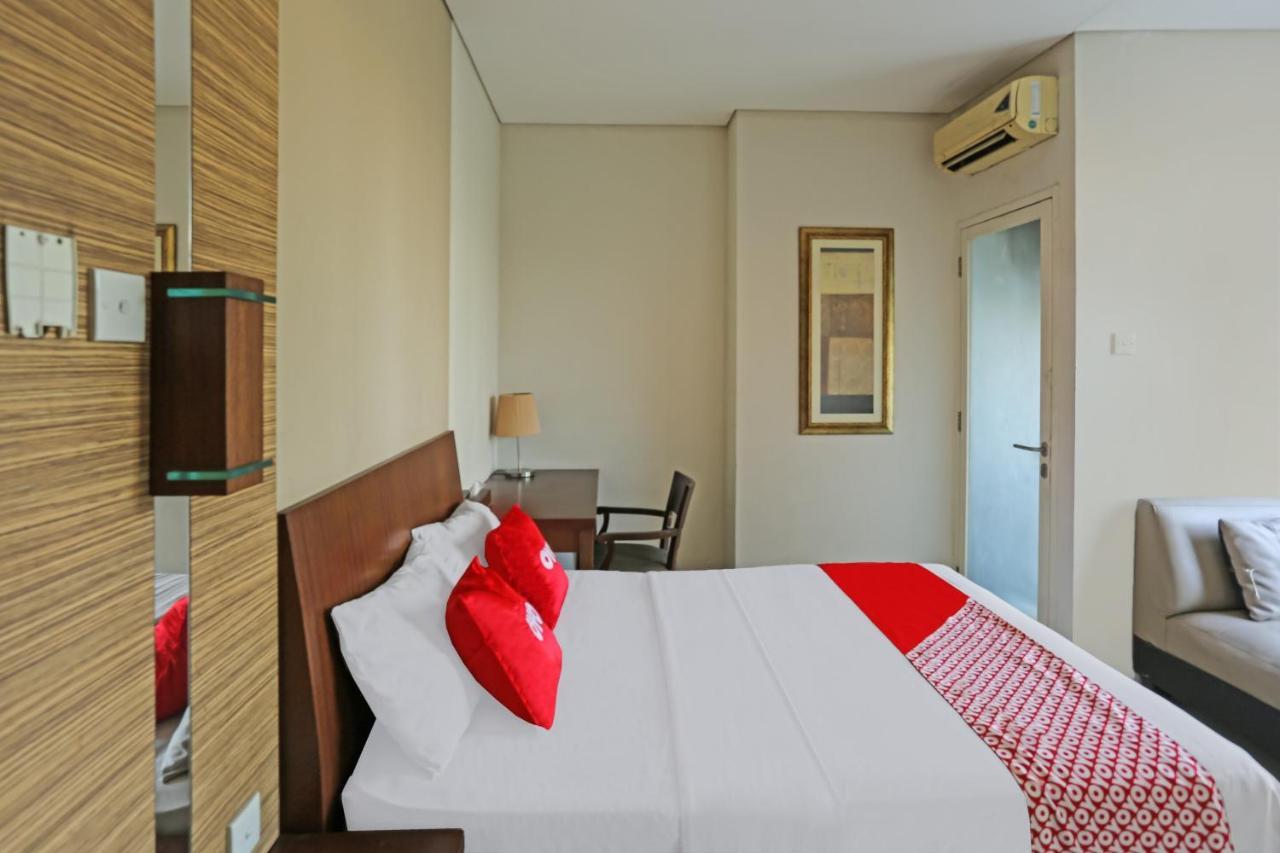 Capital O 1748 Thamrin Condotel Jakarta Exterior photo